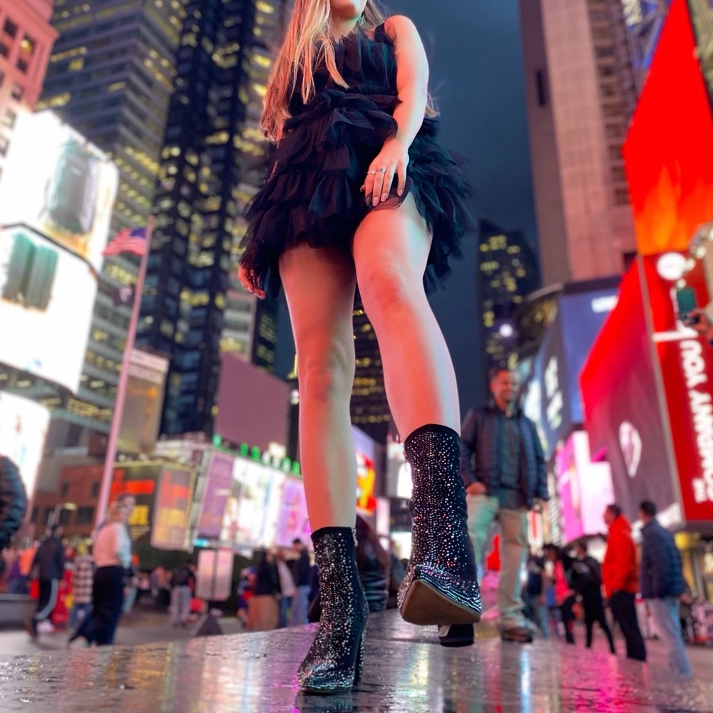 Storia Black Ruffled Mini Dress